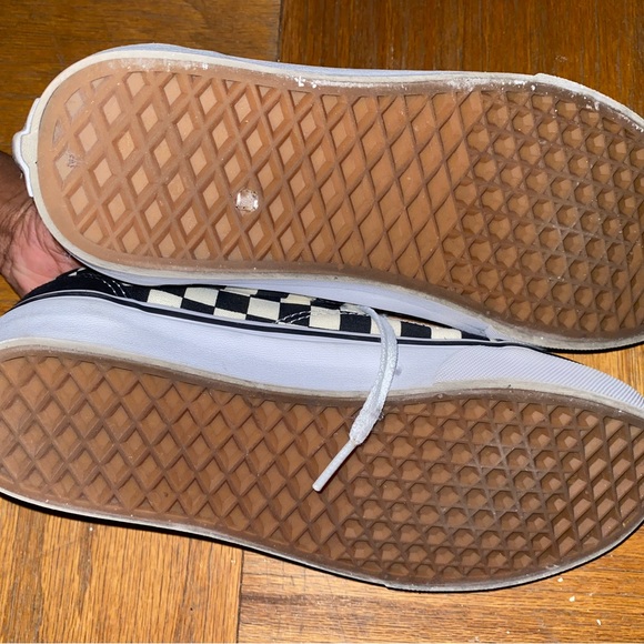 Checkered Vans - Picture 2 of 4